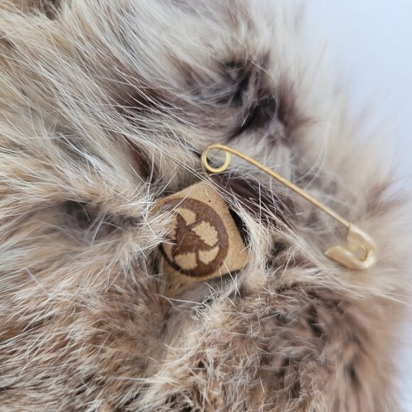 Made in Canada Upcycled/Recycled Fur Pouch (H3Z) - Picture 7 of 7